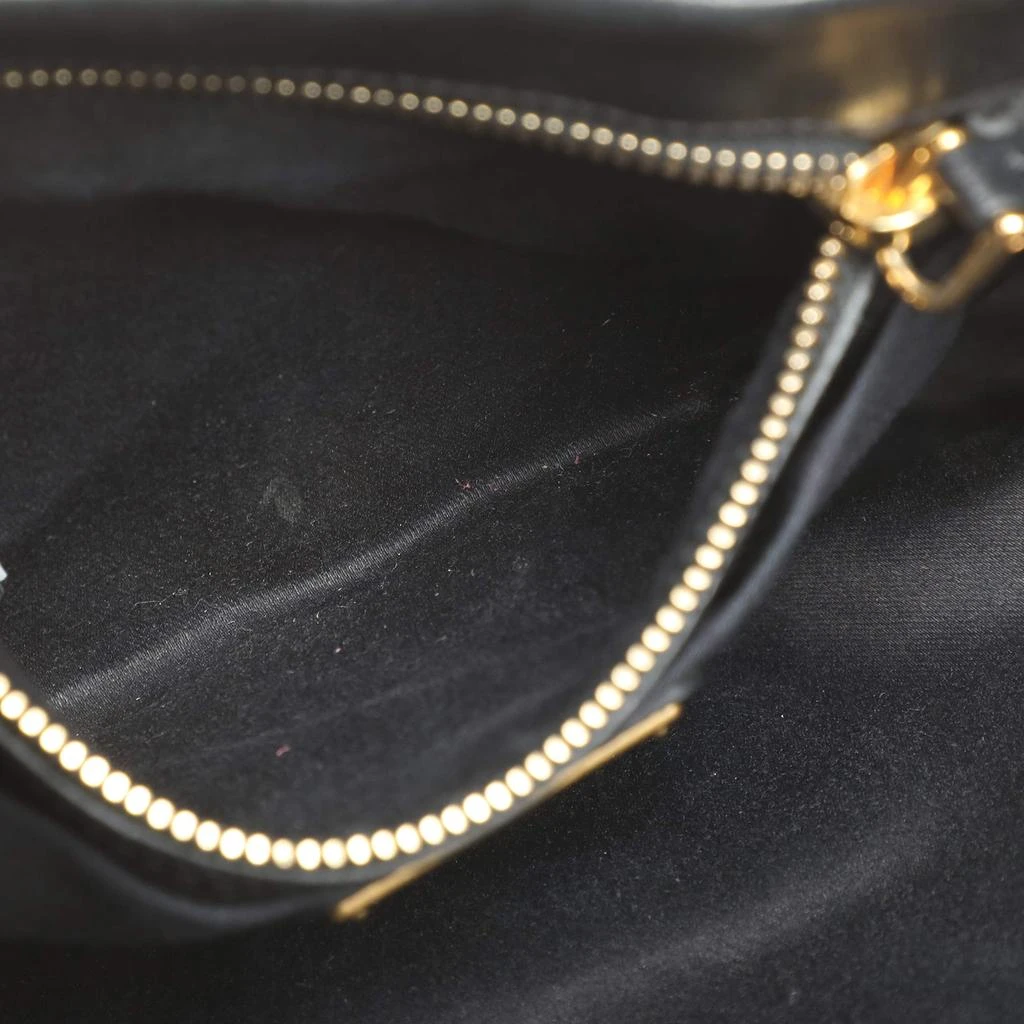 Miu Miu Black Matelasse Leather Coffer Satchel 商品
