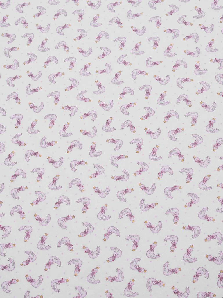 商品Magnolia Baby|Magnolia Baby Baby Girls Princess Swan Swaddle Blanket in White,价格¥129,第4张图片详细描述