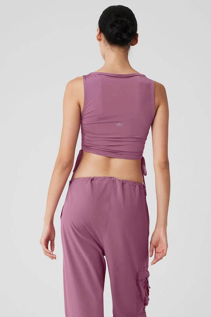 商品Alo|Standout Cropped Tank - Soft Mulberry,价格¥389,第2张图片详细描述