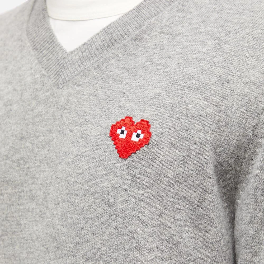 商品Comme des Garcons|Comme des Garçons Play Invader Heart V-Neck Knit,价格¥2762,第5张图片详细描述