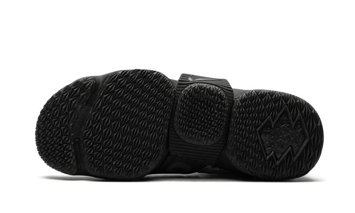 Nike LeBron 15 Lifestyle 商品