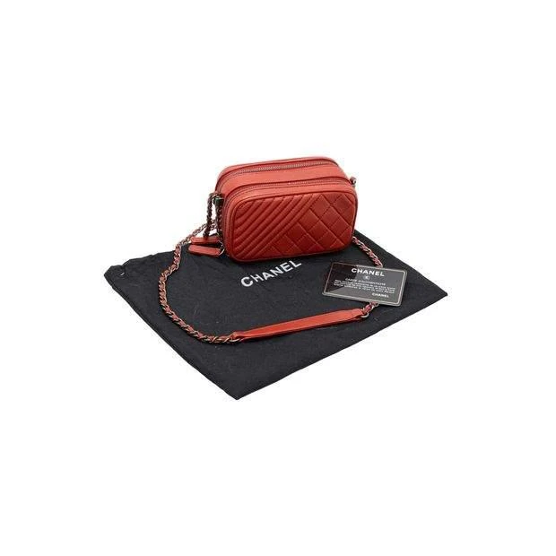 商品[二手商品] Chanel|Chanel Red Quilted Leather Mini Coco Boy Camera Bag,价格¥21995,第5张图片详细描述