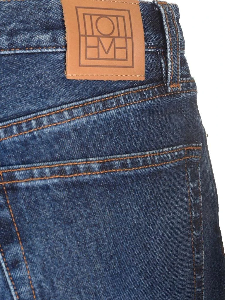 商品Totême|Totême Classic Cut Logo Patch Jeans,价格¥2218,第5张图片详细描述
