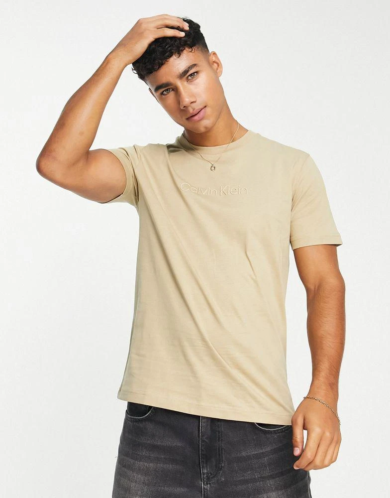 商品Calvin Klein|Calvin Klein central logo t-shirt in sand,价格¥449,第1张图片