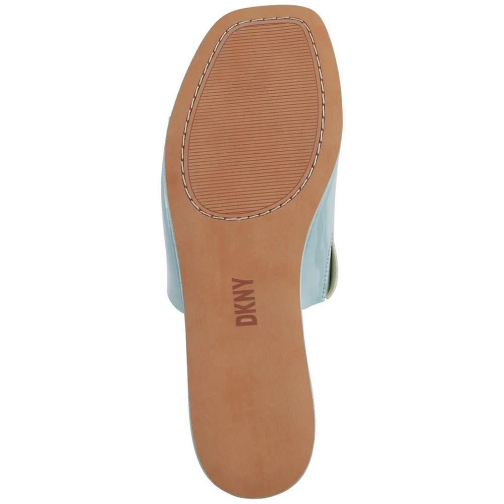 商品DKNY|Women's Adalira Slip-On Platform Wedge Slide Sandals,价格¥386,第5张图片详细描述