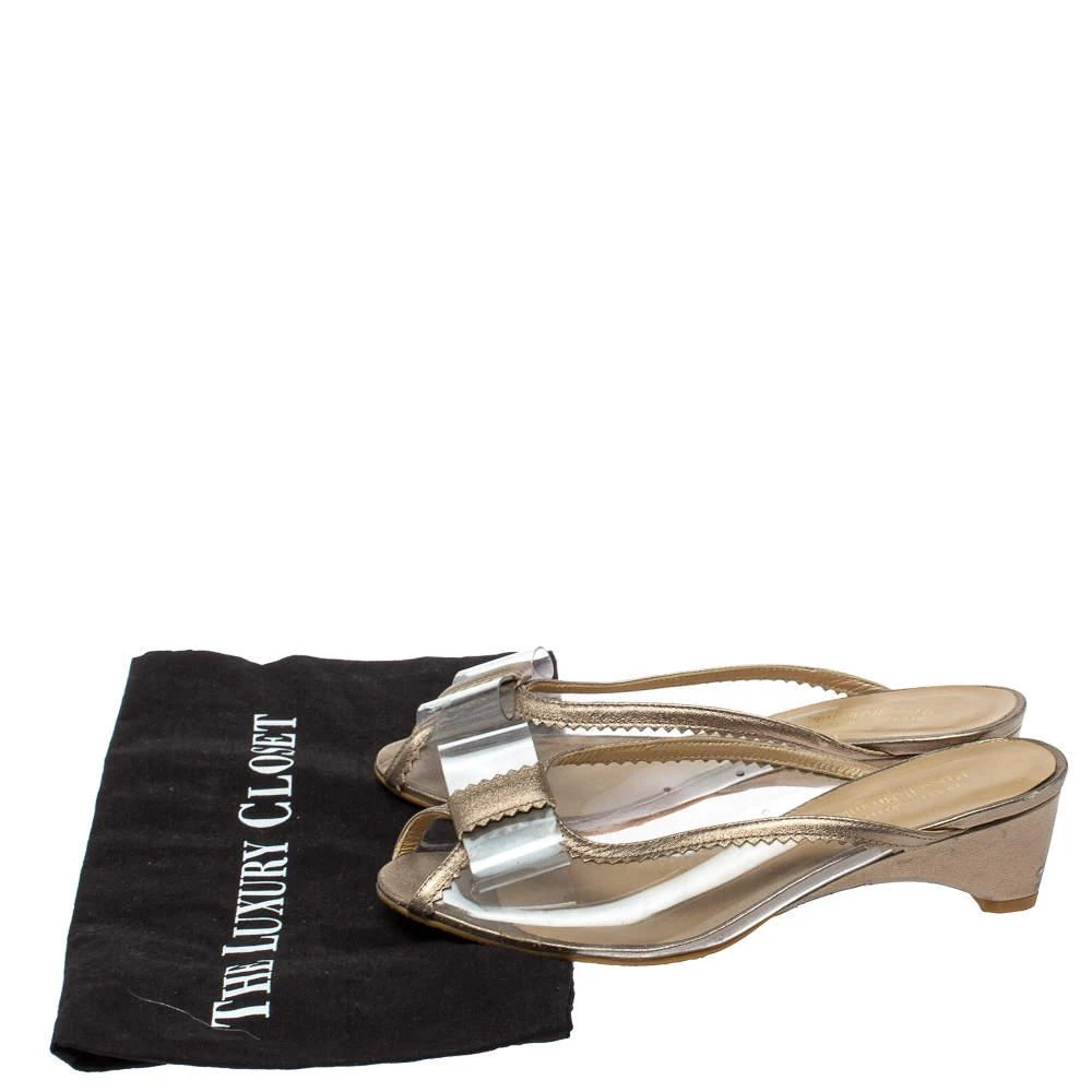 Stuart Weitzman Gold and Clear PVC Mules Size 36.5 商品