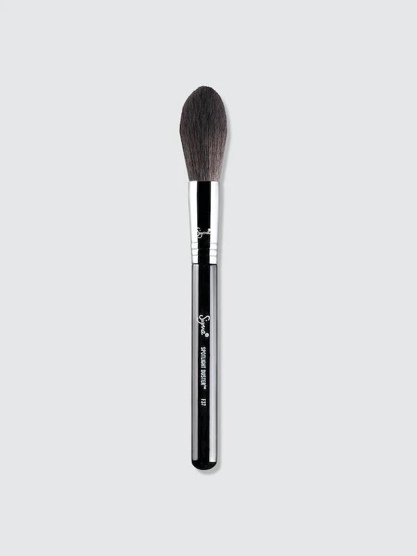 商品Sigma Beauty|F37 – Spotlight Duster™ ONE SIZE FITS ALL,价格¥191,第2张图片详细描述