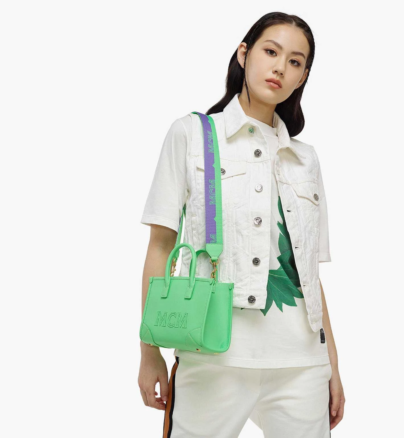 商品MCM|MCM Munchen Logo印花 小牛皮 单肩手提包迷你 女款 绿色MWTCSSX02JW001-SUMMER GREEN,价格¥6849,第1张图片