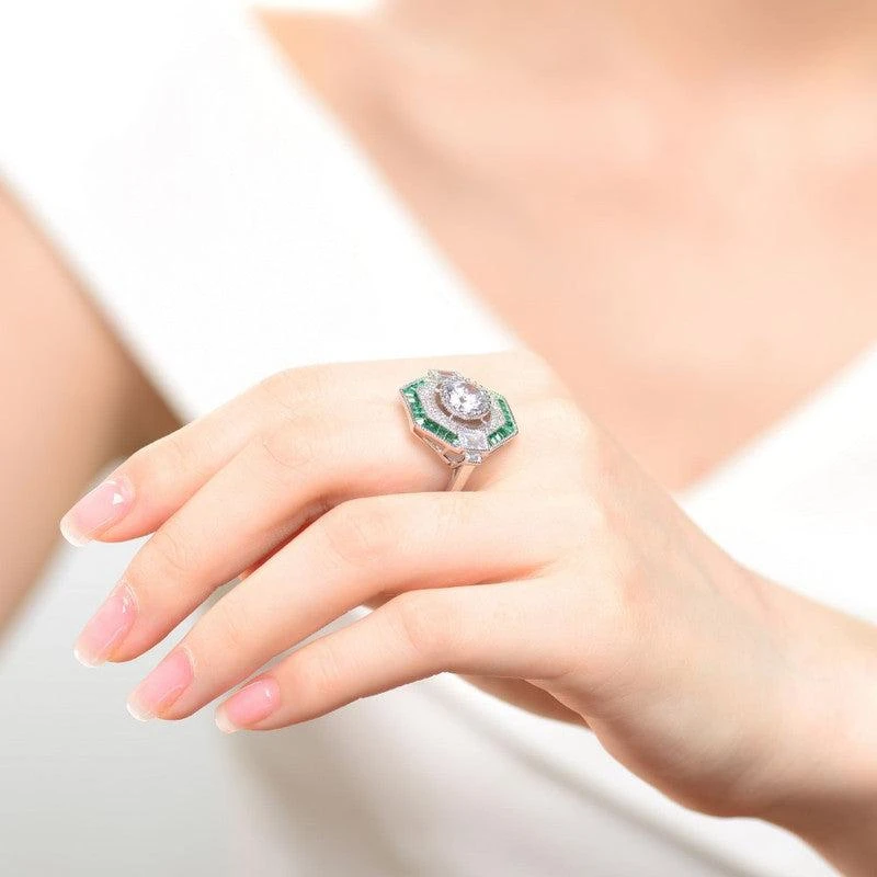 商品Genevive|Sterling Silver White Gold Plated with Baguette and Round Cubic Zirconia Modern Ring,价格¥604,第3张图片详细描述