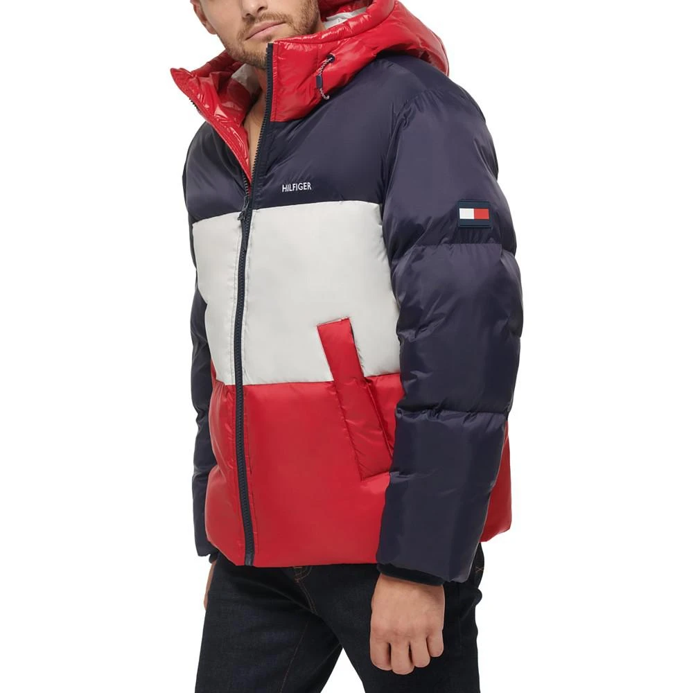 商品Tommy Hilfiger|Men's Colorblock Performance Hooded Puffer Jacket,价格¥1102,第5张图片详细描述