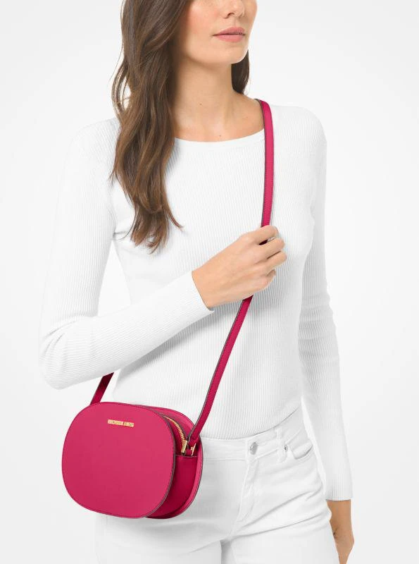 商品Michael Kors|Jet Set Travel Medium Saffiano Leather Crossbody Bag,价格¥412,第3张图片详细描述