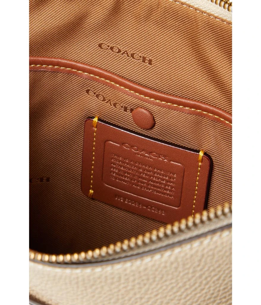 商品Coach|Signature Leather Chaise Crossbody,价格¥2572,第3张图片详细描述