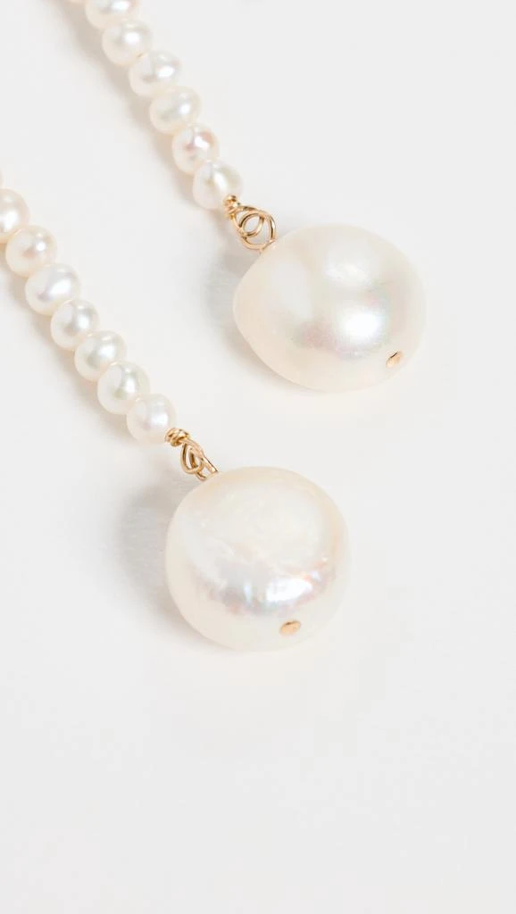 商品Galley Los Angeles|Peyton Pearl Earrings,价格¥359,第3张图片详细描述