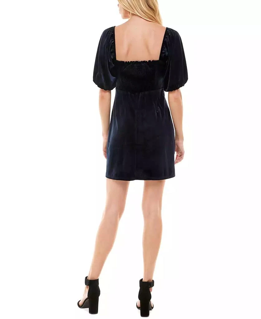 商品Speechless|Juniors' Square-Neck Velvet Dress,价格¥367,第2张图片详细描述