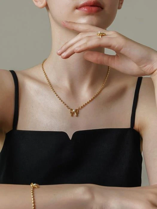 商品FLOWOOM|Love Knot Pearl Necklace-egg,价格¥1043,第3张图片详细描述