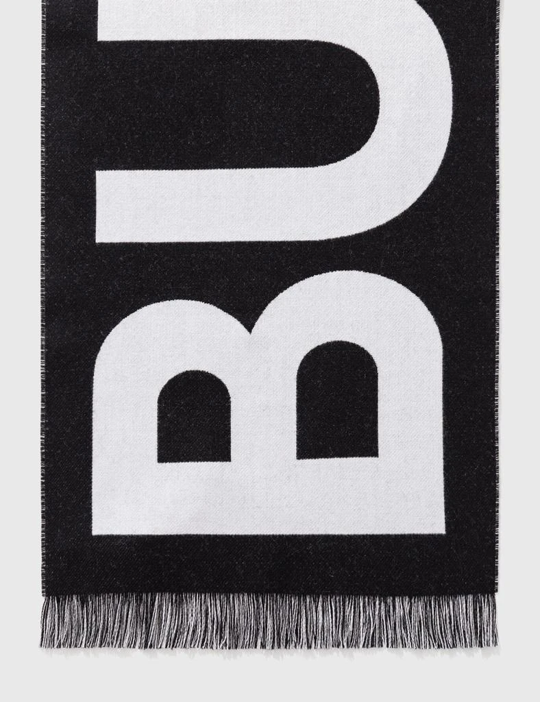 商品Burberry|Large Logo Wool Scarf,价格¥3874,第3张图片详细描述