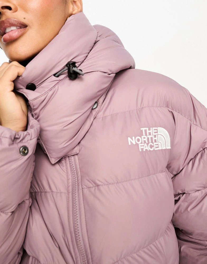 商品The North Face|The North Face Acamarachi oversized puffer jacket in taupe Exclusive at ASOS,价格¥2227,第3张图片详细描述
