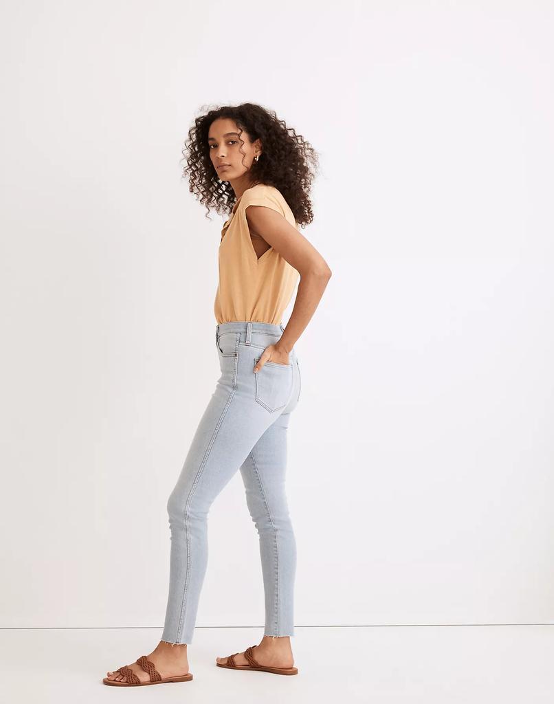 商品Madewell|10" High-Rise Roadtripper Authentic Skinny Jeans in Catalano Wash,价格¥652,第4张图片详细描述