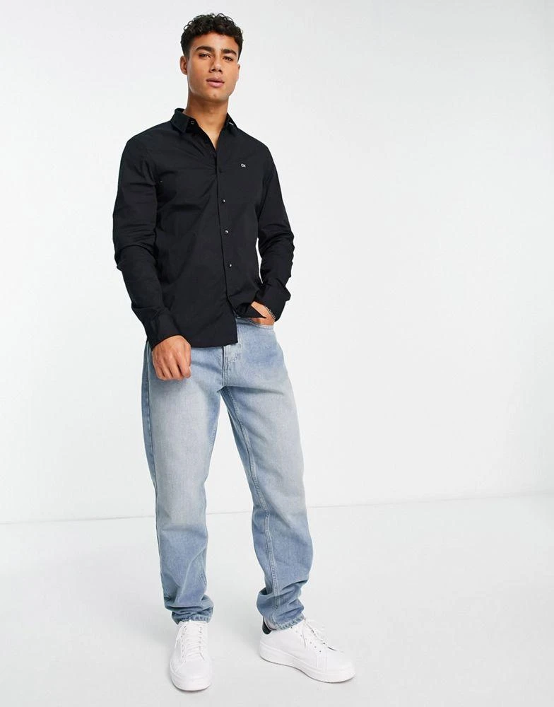 商品Calvin Klein|Calvin Klein slim fit stretch poplin shirt in black,价格¥819,第4张图片详细描述