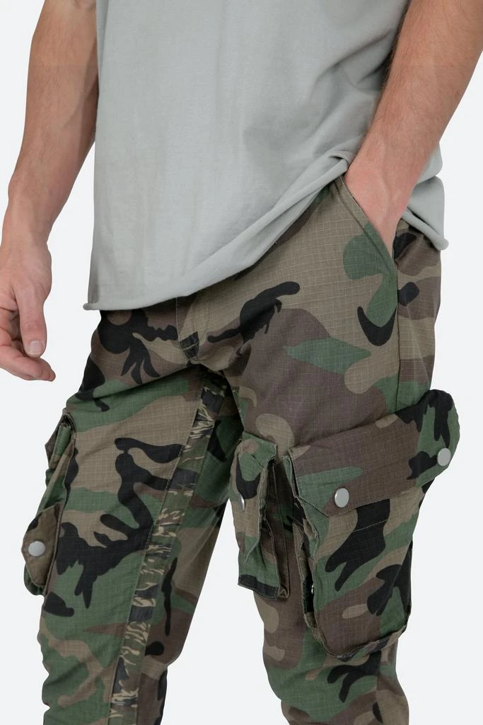 Patch Pocket Flare Cargo Pants - Camo 商品