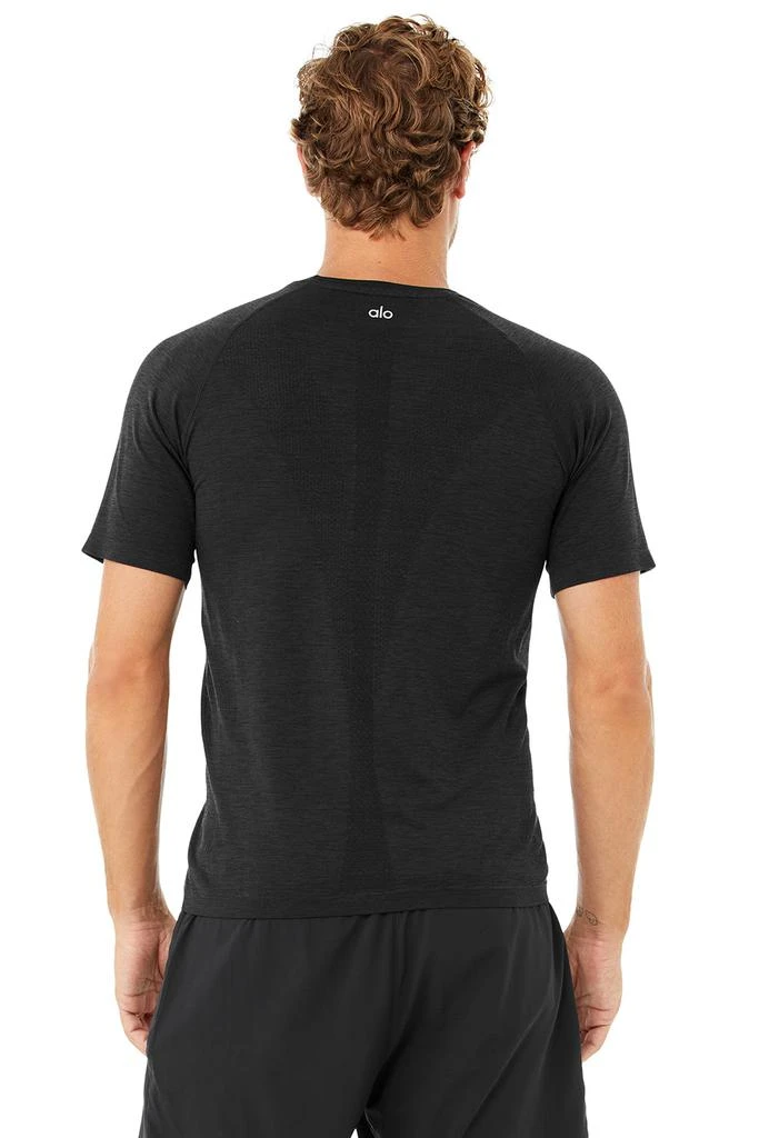 商品Alo|Amplify Seamless Short Sleeve Tee - Black,价格¥349,第3张图片详细描述