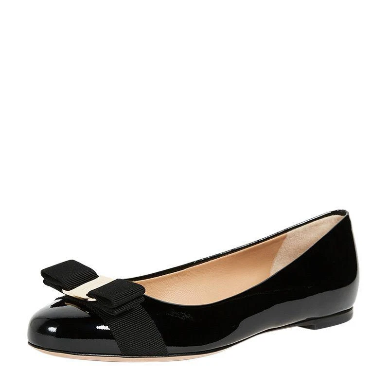 商品Salvatore Ferragamo|香港直邮Ferragamo菲拉格慕女士黑色亮面牛皮单鞋01A181574556,价格¥5310,第2张图片详细描述