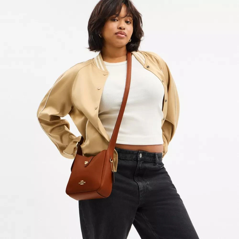 商品Coach|Hadley Mini Crossbody Bag,价格¥1209,第3张图片详细描述