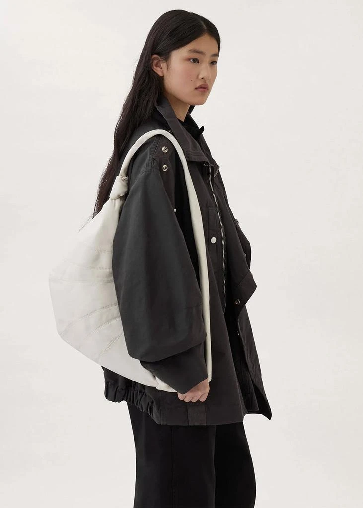 商品Lemaire|Lemaire White Nappa Medium Croissant Bag,价格¥7978,第3张图片详细描述