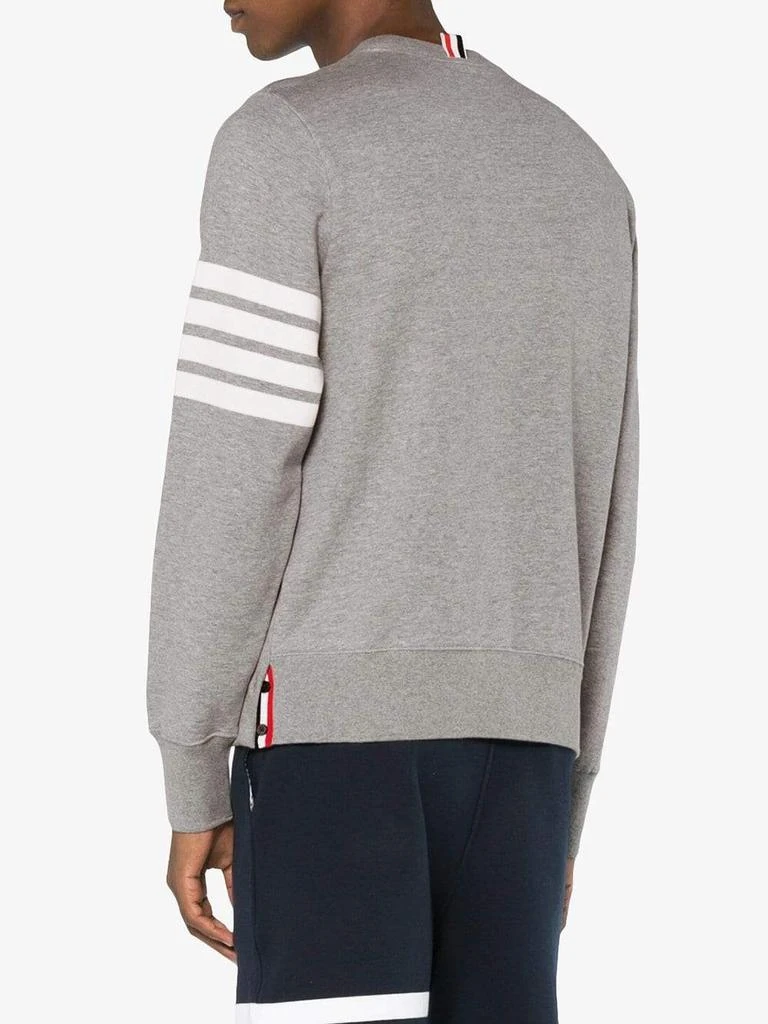 商品Thom Browne|THOM BROWNE MEN CLASSIC SWEATSHIRT WITH ENGINEERED 4 BAR IN CLASSIC LOOP BACK,价格¥4899,第2张图片详细描述
