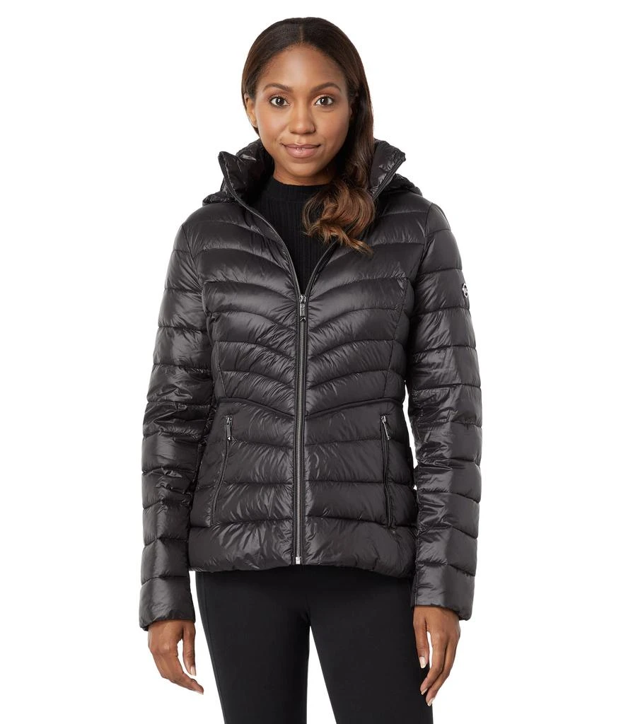 商品Michael Kors|Short Curved Pattern Packable Down Jacket M825348QZ,价格¥766,第1张图片