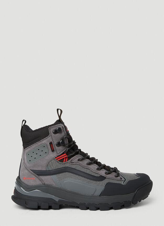 商品Vans|Ultrarange EXO Hi Gore-Tex MTE 3 Hiking Boots in Grey,价格¥1798,第1张图片