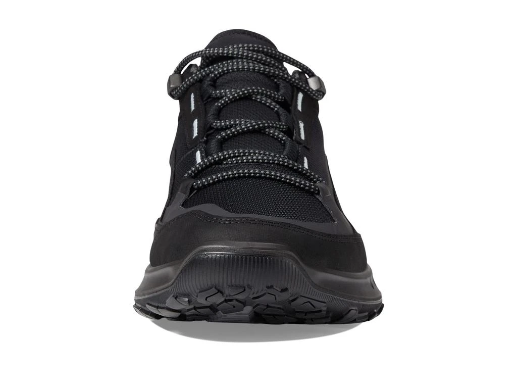 Ultra Terrain Waterproof Low Hiking Shoe 商品