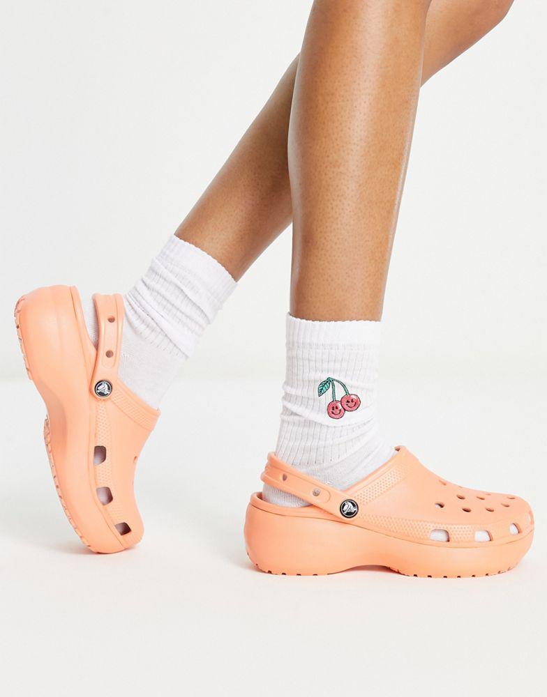 Crocs classic platform clogs in papaya商品第2张图片规格展示