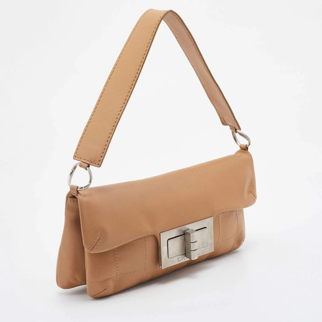 商品[二手商品] Chanel|Chanel Beige Choco Bar Leather Mademoiselle Lock Flap Shoulder Bag,价格¥4070,第3张图片详细描述