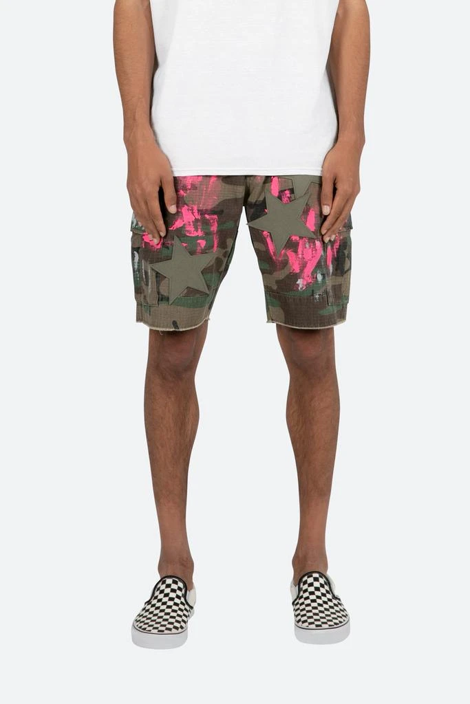 商品MNML|Painted Cargo Shorts - Camo,价格¥211,第1张图片