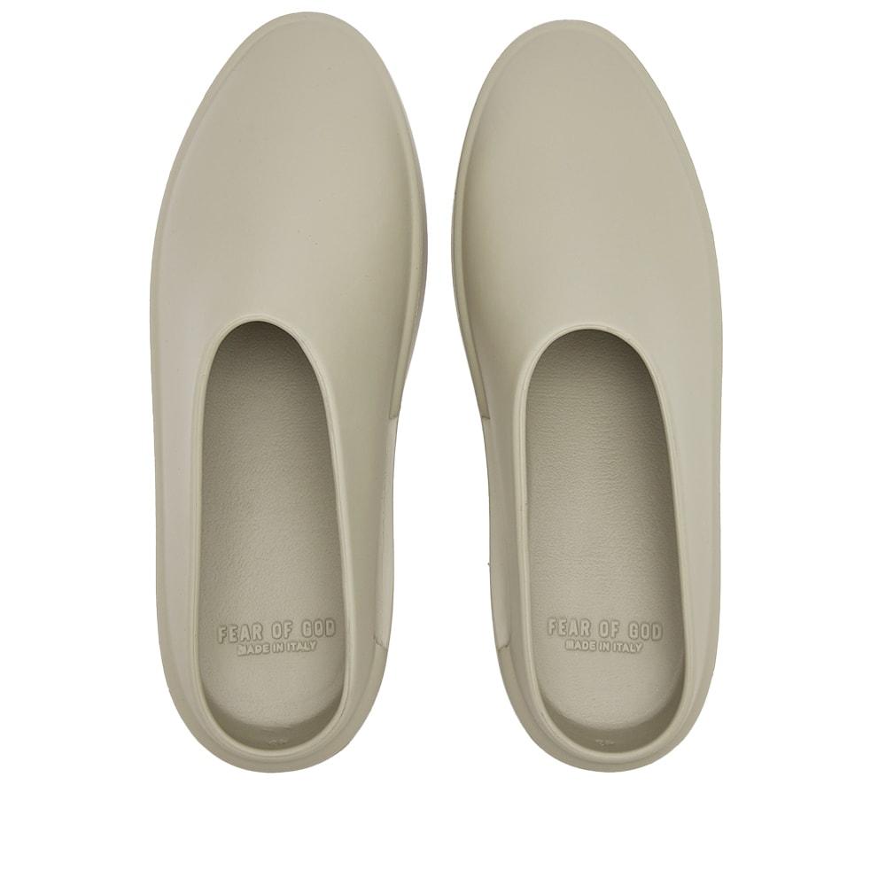 【送料&関税込】Fear of God Ivory california Slides Fear of God Ivory 'california' Slides | italist