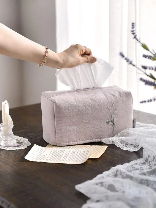 商品BELLELIFE|Lavender Embroidery Linen Tissue Case,价格¥1085,第2张图片详细描述