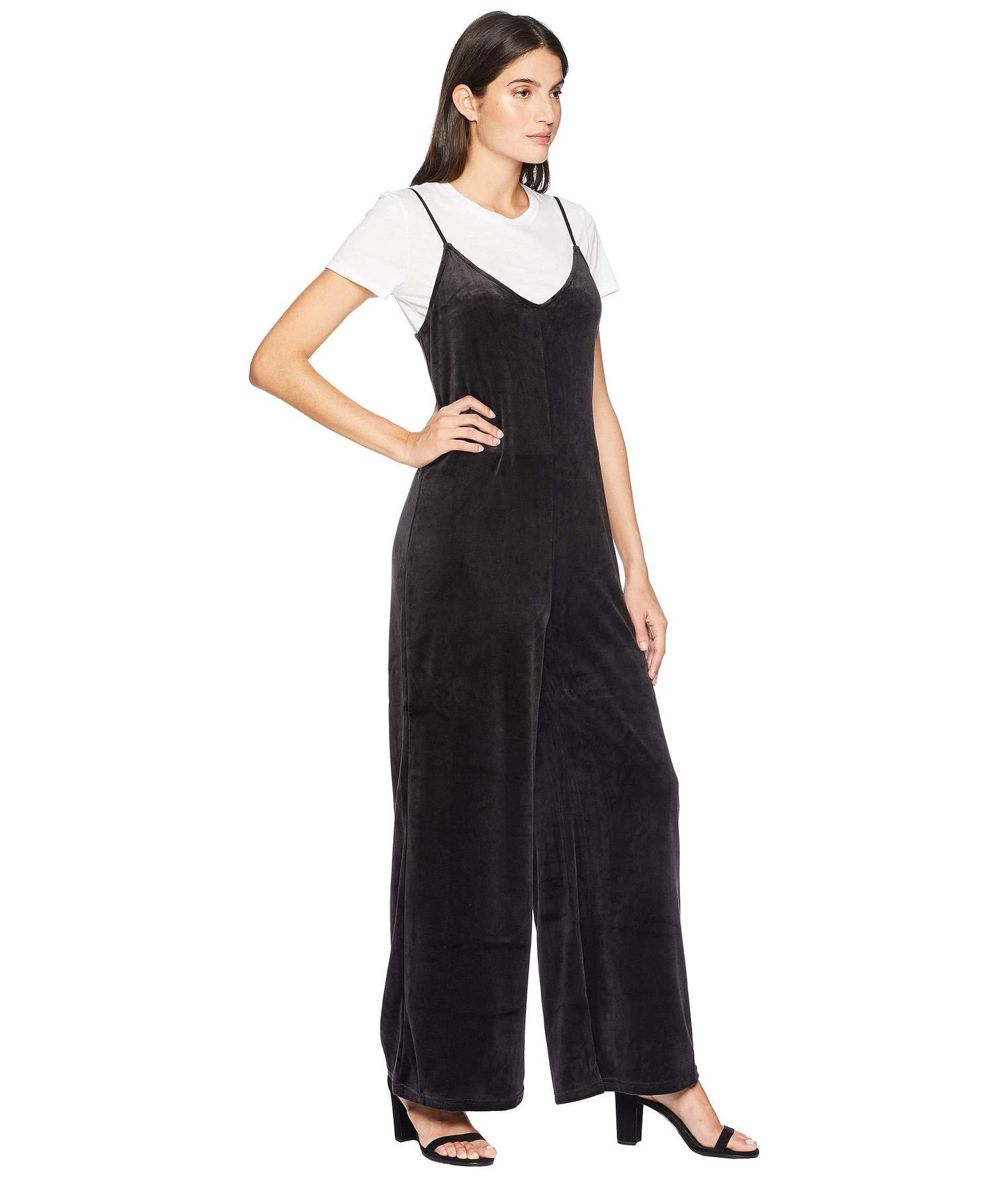 商品Juicy Couture|Track Lightweight Velour Wide Leg Romper with Tee,价格¥179,第4张图片详细描述