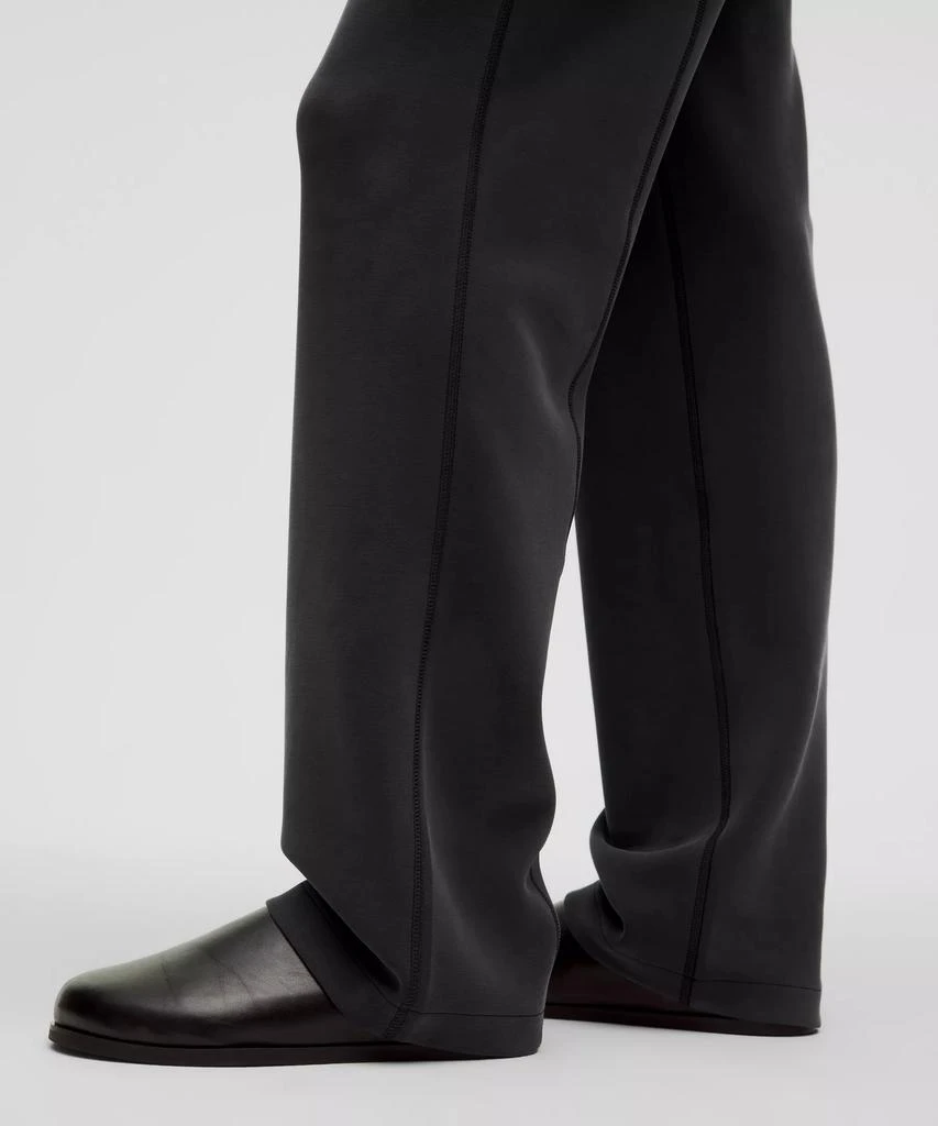 Softstreme High-Rise Straight-Leg Pant *Regular 商品