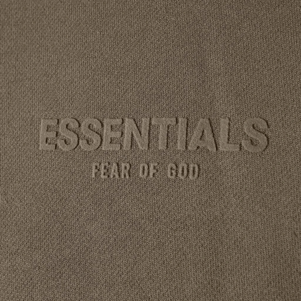 商品Essentials|Fear of God ESSENTIALS Relaxed Logo Popover Hoodie - Wood,价格¥852,第2张图片详细描述