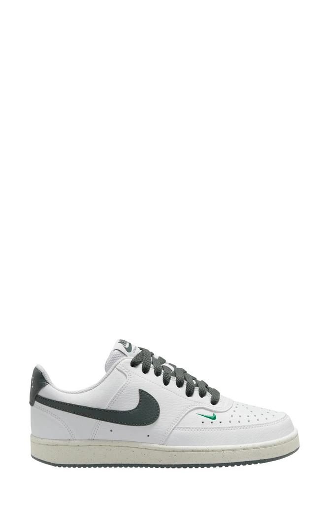商品NIKE|Court Vision Low Sneaker,价格¥533,第1张图片