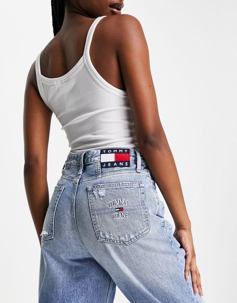 商品Tommy Hilfiger|Tommy Jeans high rise ripped mom jean in mid wash,价格¥823,第6张图片详细描述