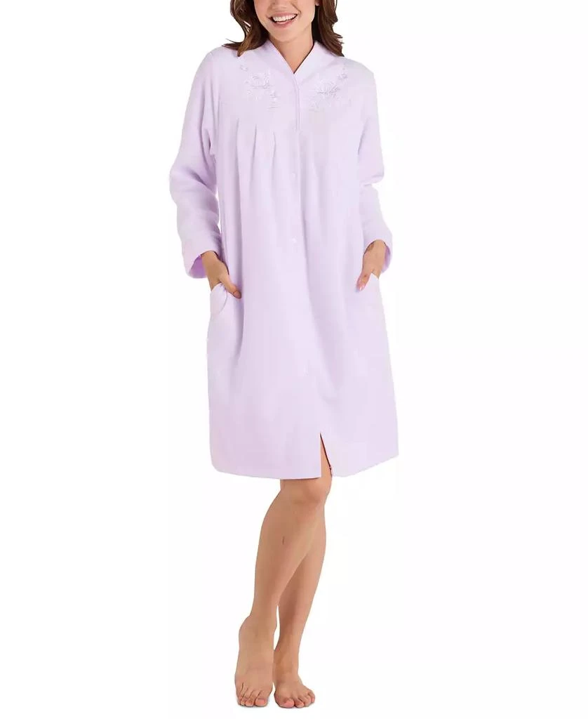 商品Miss Elaine|Plus Size Embroidered Fleece Short Robe,价格¥282,第1张图片