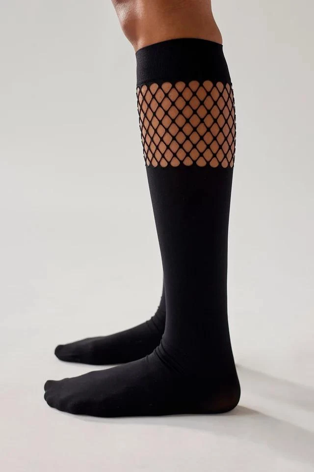 商品Urban Outfitters|Fishnet-Trimmed Knee High Sock,价格¥75,第2张图片详细描述