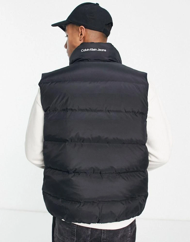 商品Calvin Klein|Calvin Klein Jeans essentials logo down puffer vest in black,价格¥1551,第4张图片详细描述