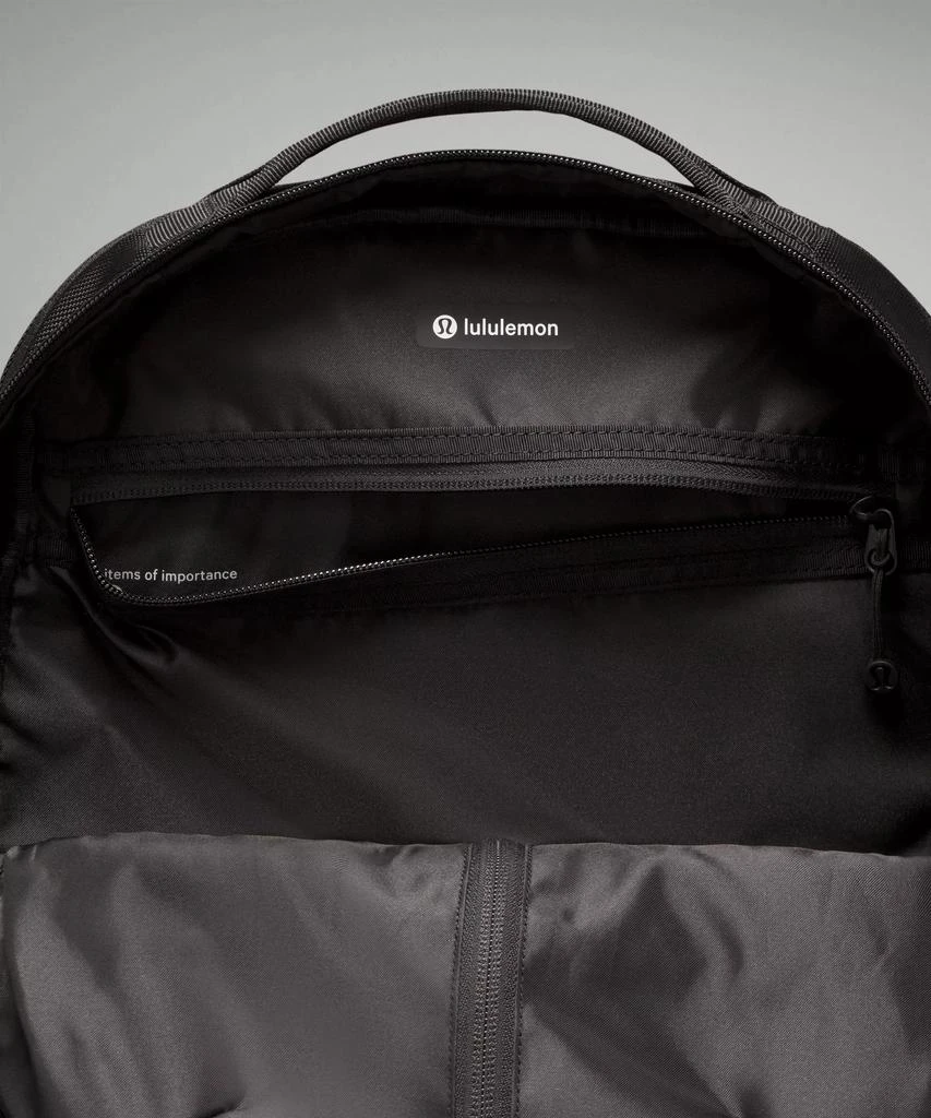 商品Lululemon|Cruiser Backpack 23L,价格¥1221,第5张图片详细描述