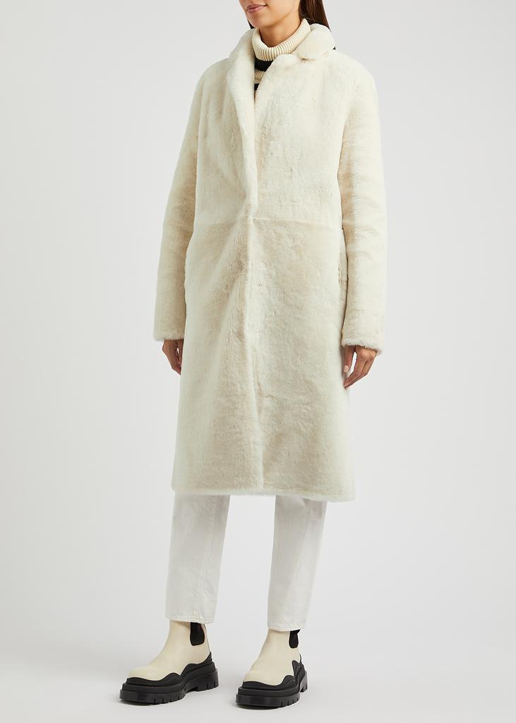 Ivory reversible shearling coat商品第2张图片规格展示