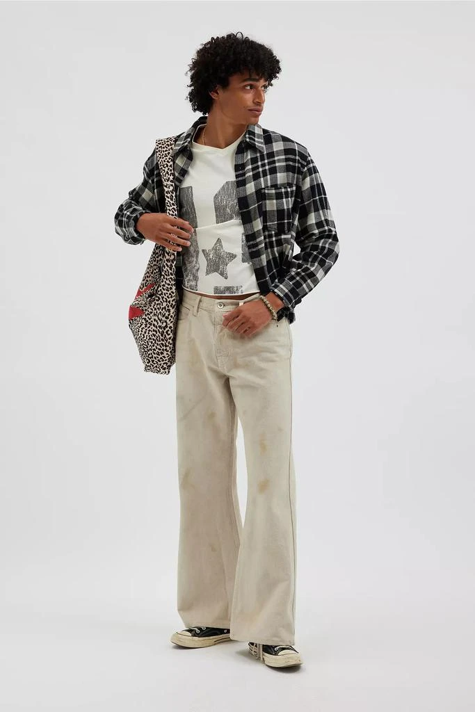 商品BDG|BDG Slacker Relaxed Fit Flare Jean,价格¥298,第5张图片详细描述