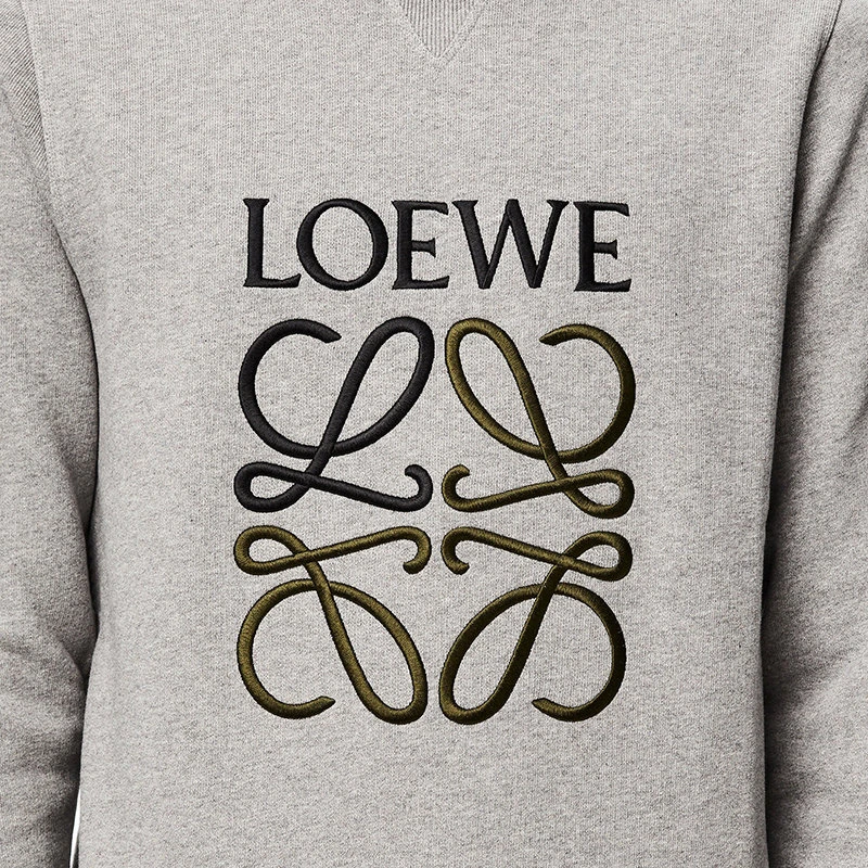 【预售3-7天】LOEWE/罗意威 22年早春新款 男士麻灰色棉质Logo Anagram刺绣长袖运动衫卫衣H526341XA1-1440 商品