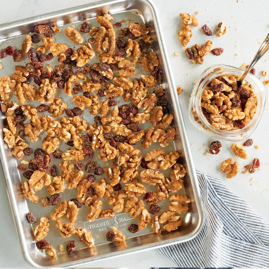 商品Nordic Ware|Naturals Aluminum Bakeware Quarter Sheet Pan,价格¥119,第4张图片详细描述